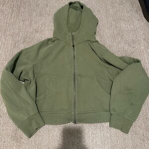Lululemon Scuba Cropped Full Zip Up Hoodie.